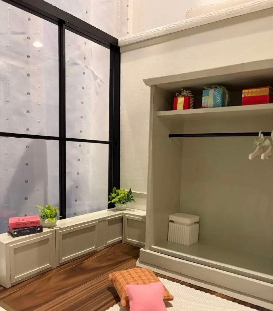 ドールハウス　撮影背景ボード　ハンドメイド☆クローゼットルーム＆チェア3個☆