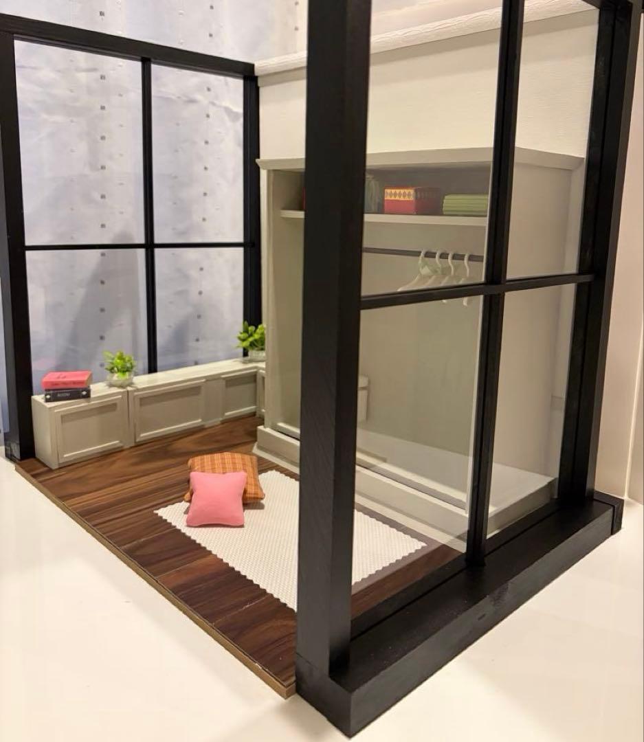 ドールハウス　撮影背景ボード　ハンドメイド☆クローゼットルーム＆チェア3個☆