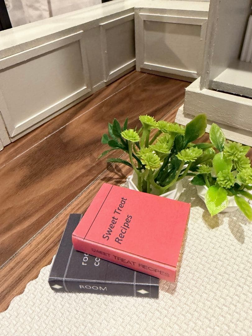 ドールハウス　撮影背景ボード　ハンドメイド☆クローゼットルーム＆チェア3個☆