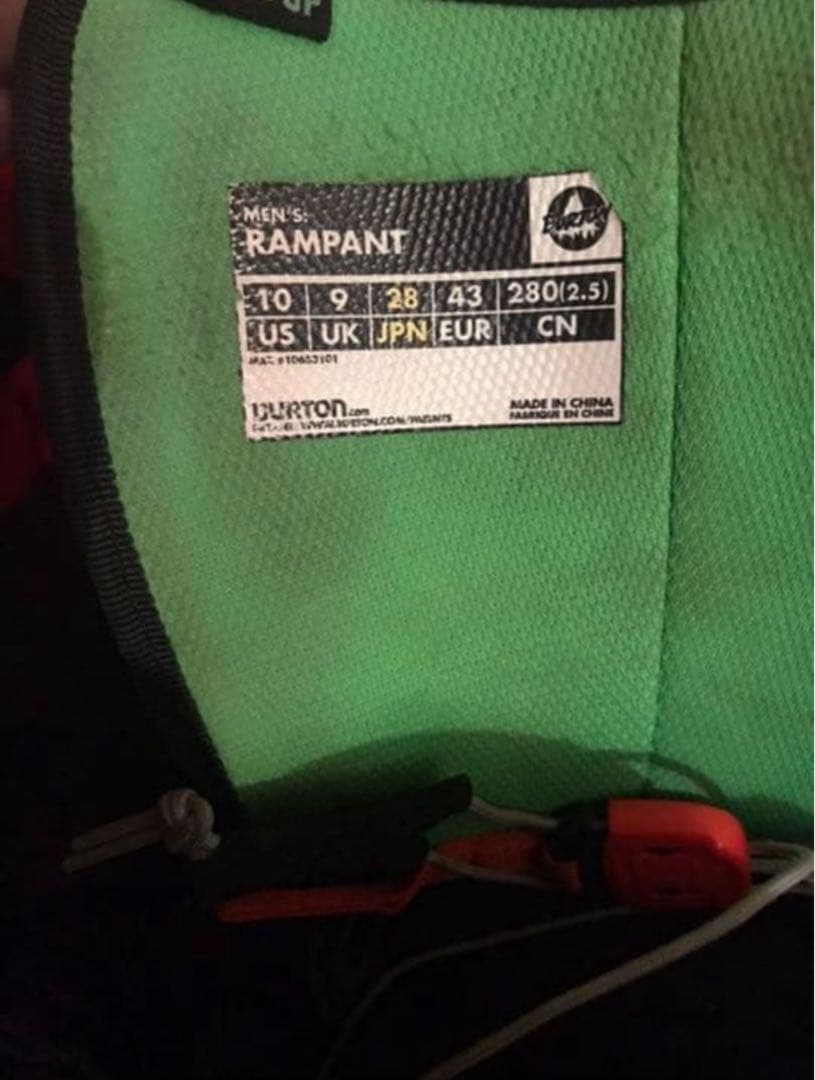 YONEX 4XP スノーボードセット バインディングとバートン ブーツ付き