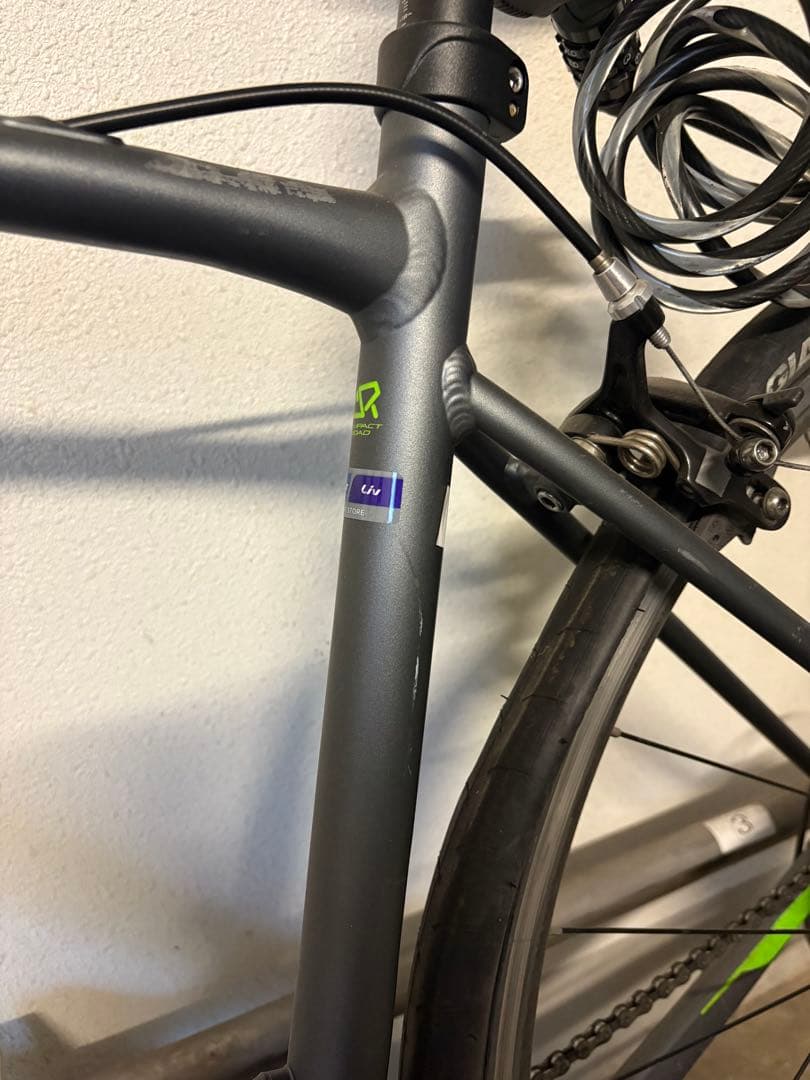 Giant contend 2 ロードバイク マットグレー×ライムグリーン