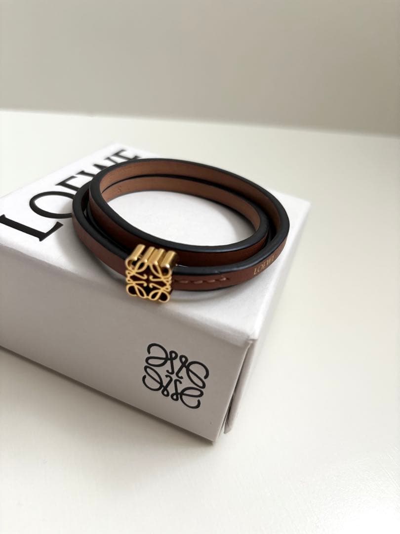 超美品★LOEWE ロエベ　ツイスト バングル（カーフ）タン　ブレスレット