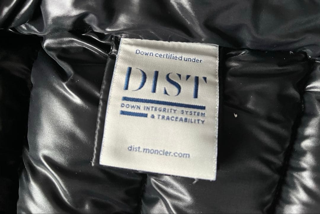 モンクレール MAYA キッズ ダウンジャケット サイズ6 黒