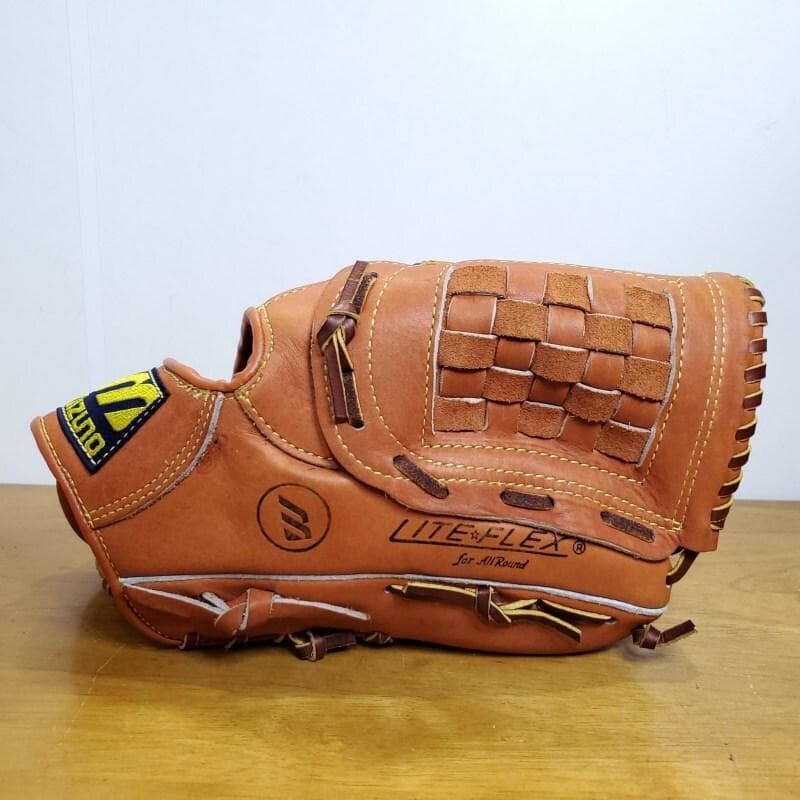 ミズノ MIZUNO ワールドウィン プロフェッショナルモデル 軟式グローブ