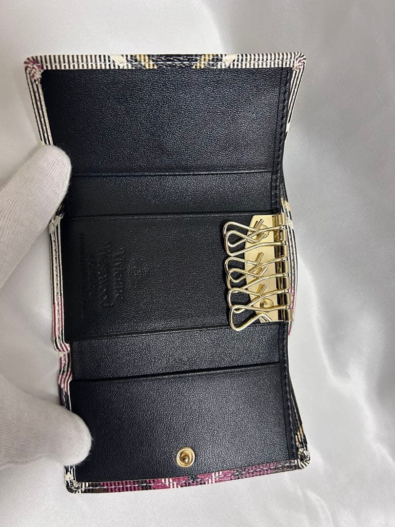 Vivienne Westwoodチェック柄キーケース パープル