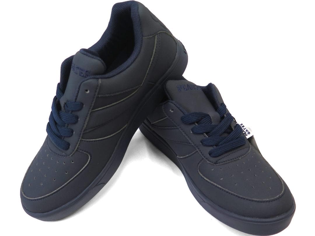 展示品●パーリーゲイツ●ローカット　ソフトスパイク　ゴルフシューズ　23.5cm