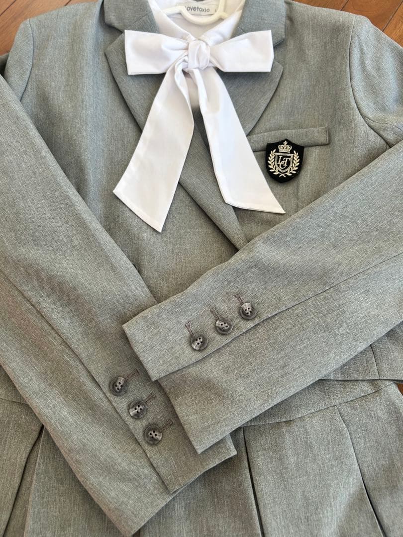 Lovetoxic 卒服 160