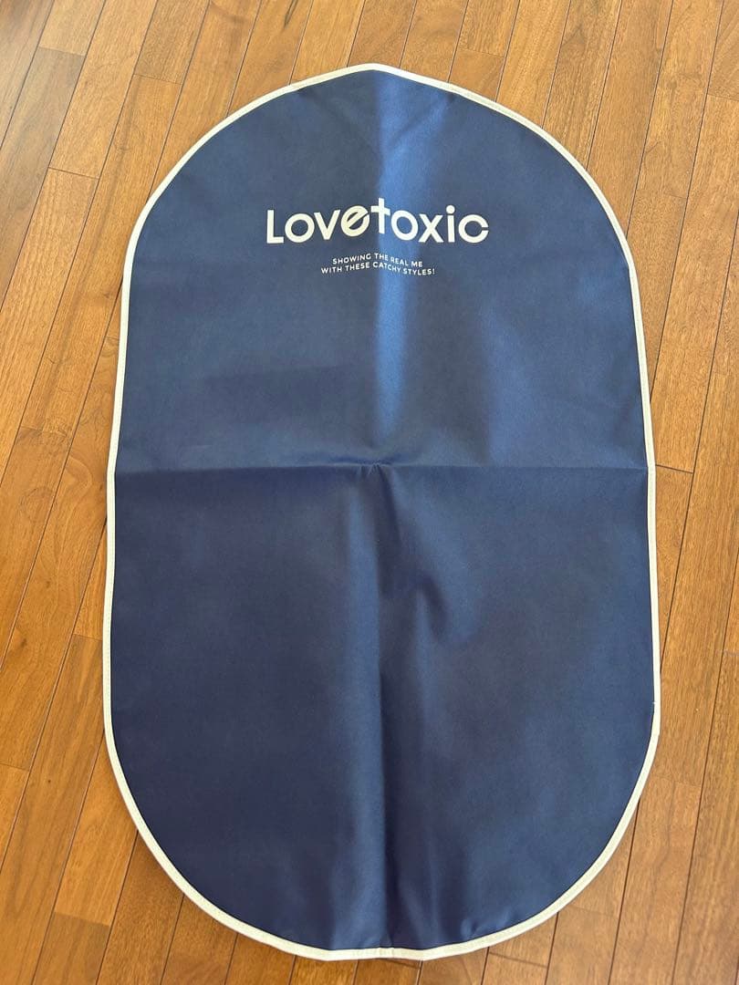 Lovetoxic 卒服 160