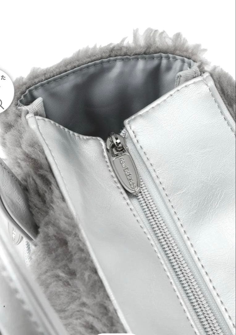 新品タグ付き　ニューバランス　合皮×ボア　カートバッグ　ゴルフ　シルバー