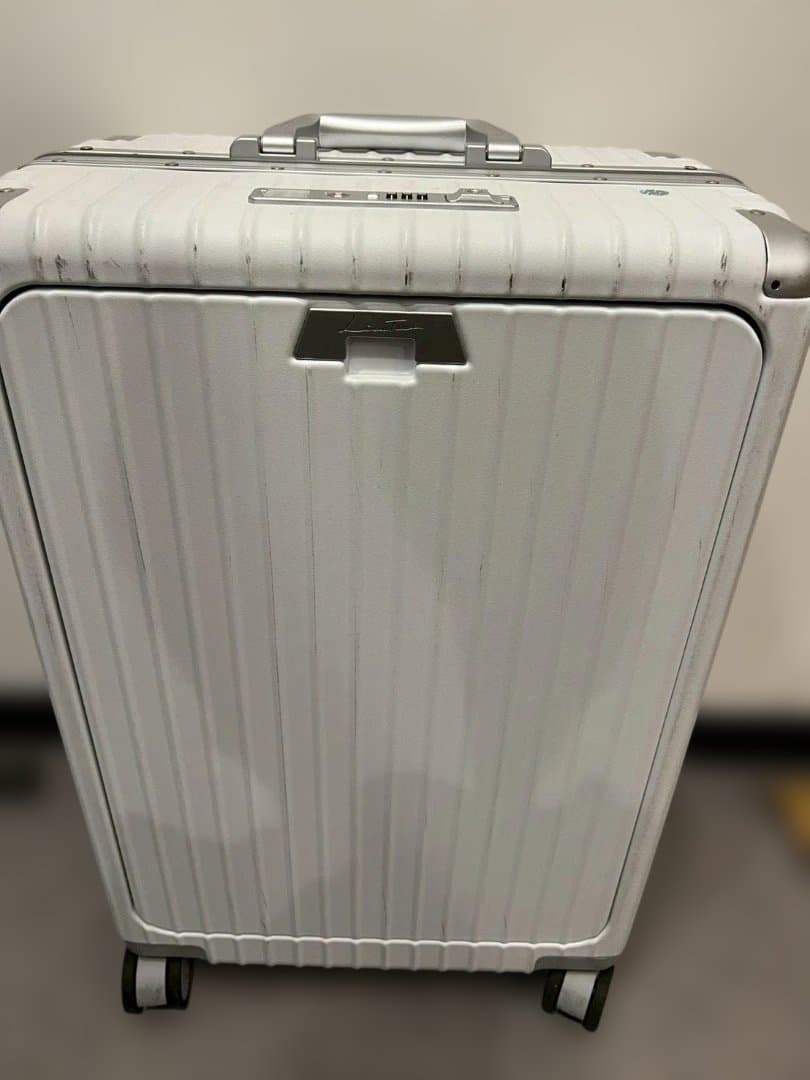 多機能キャリーケース【マットホワイトM】B31