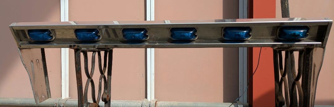 トラック 行灯用？ バイザー角青マーカー