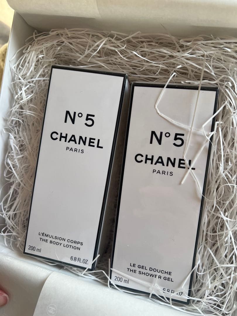 CHANEL N°5 ボディローション＆シャワージェル 200ml新品未使用