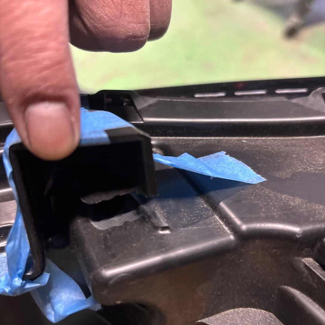 ヴェゼル　ヘッドライト LED 右側