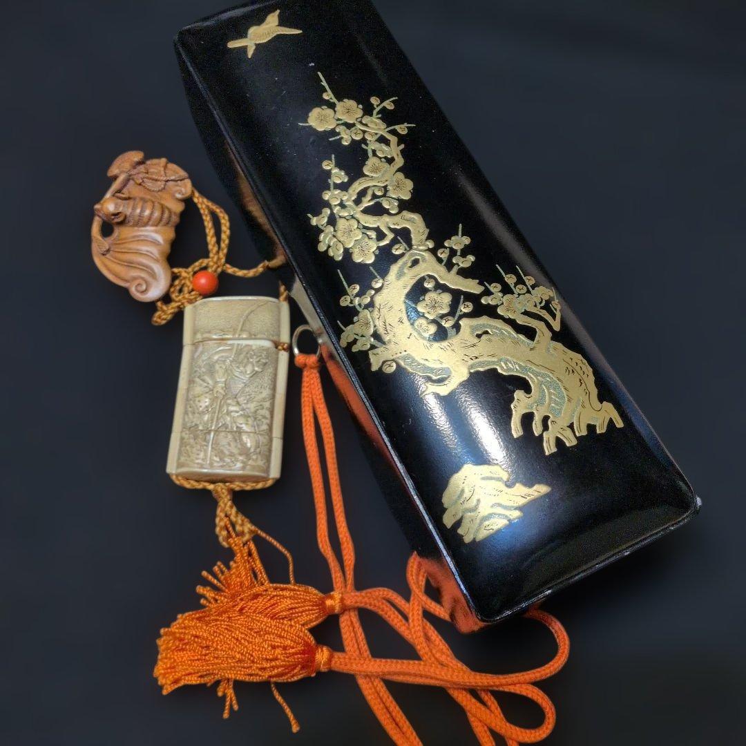 印籠　コウモリ根付