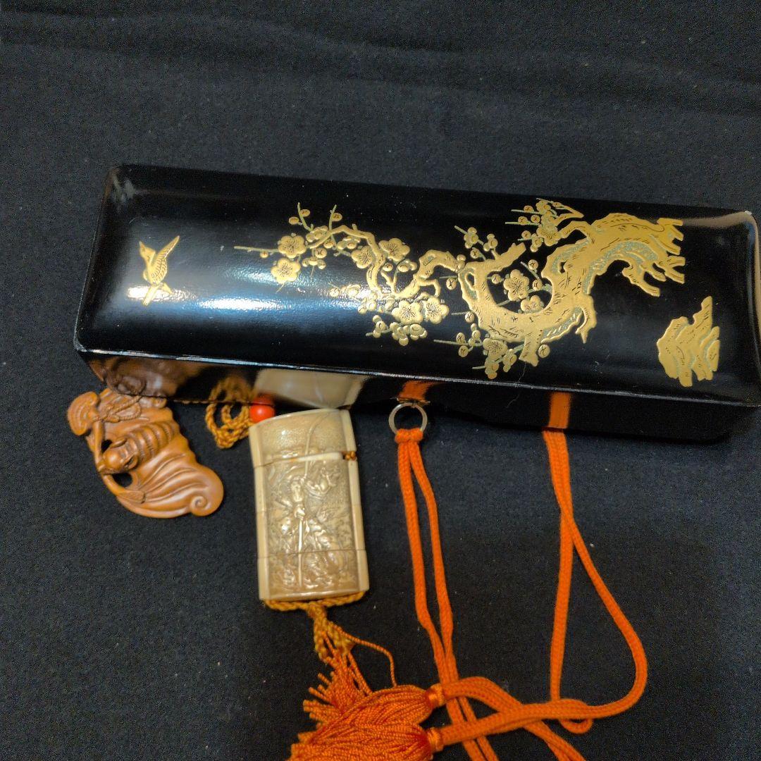 印籠　コウモリ根付