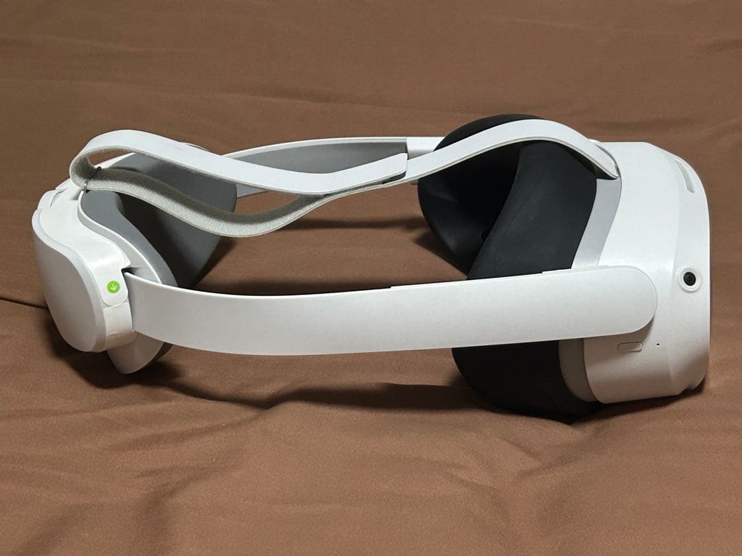 【中古品】PICO4 256GB & pico motion tracker