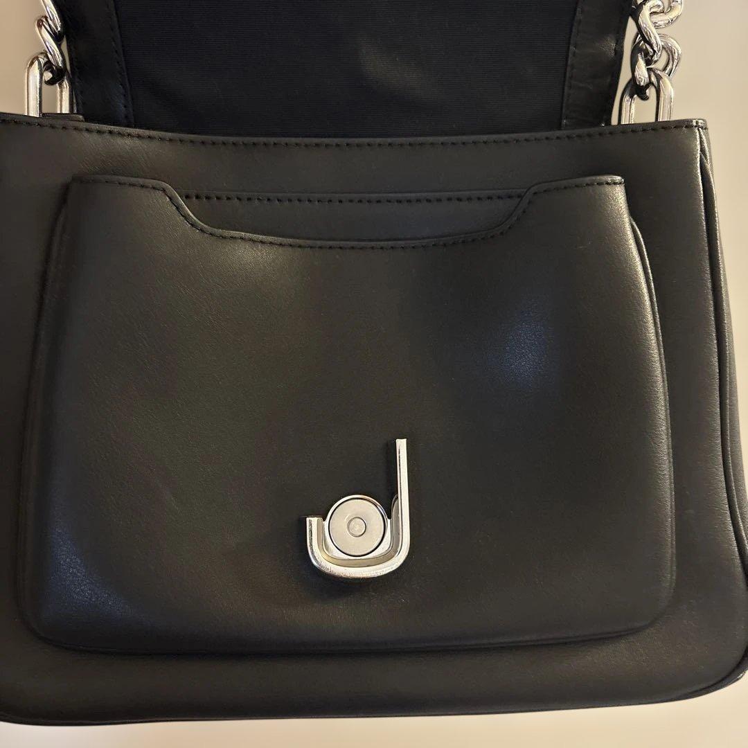 マークジェイコブス　サッチェル　ブラックチェーン ショルダーバッグ大