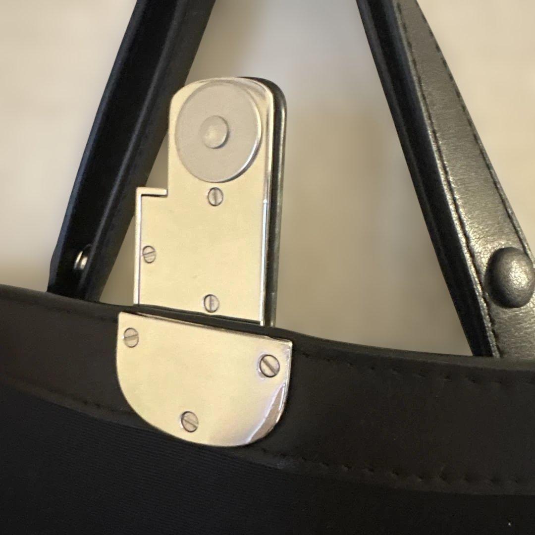 マークジェイコブス　サッチェル　ブラックチェーン ショルダーバッグ大