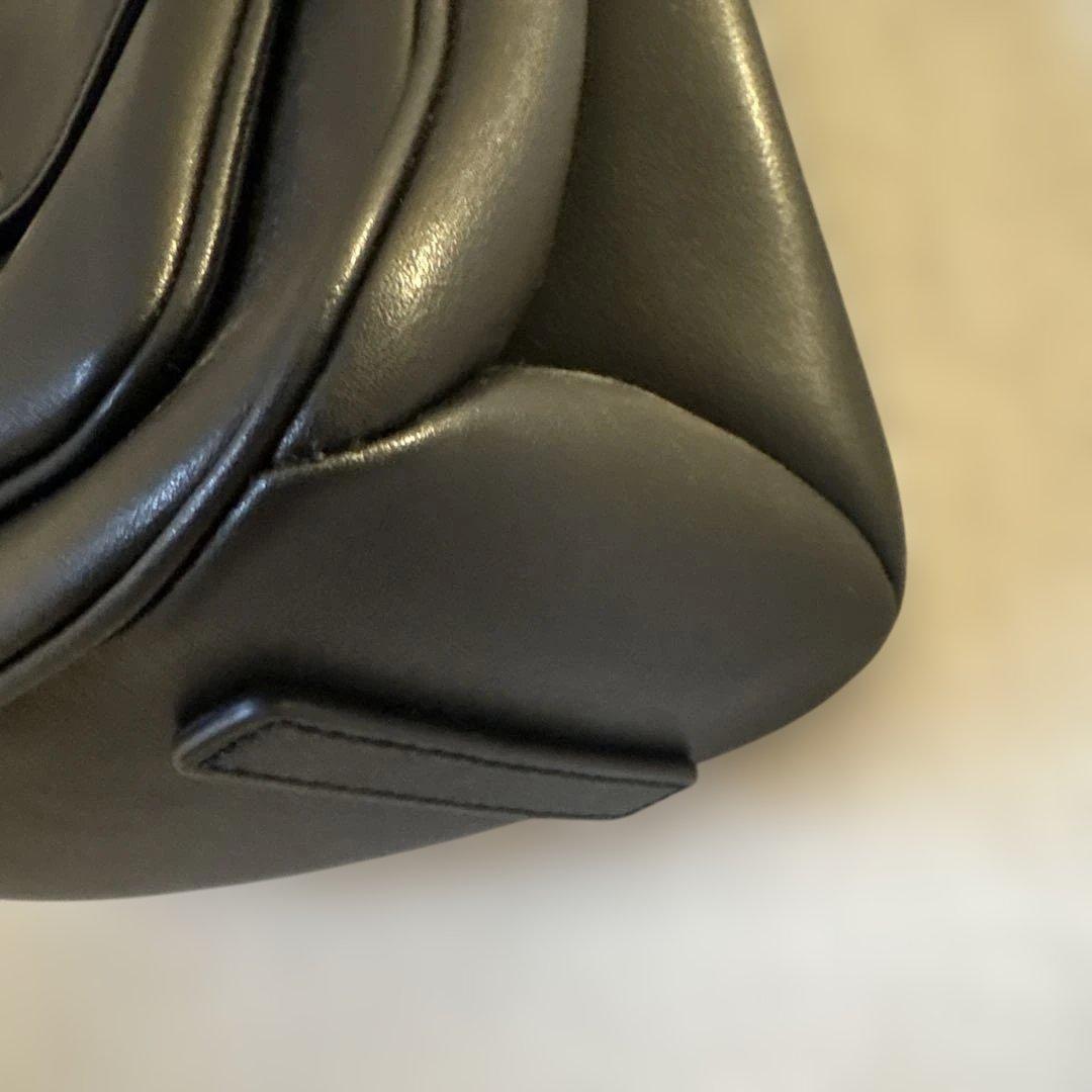 マークジェイコブス　サッチェル　ブラックチェーン ショルダーバッグ大