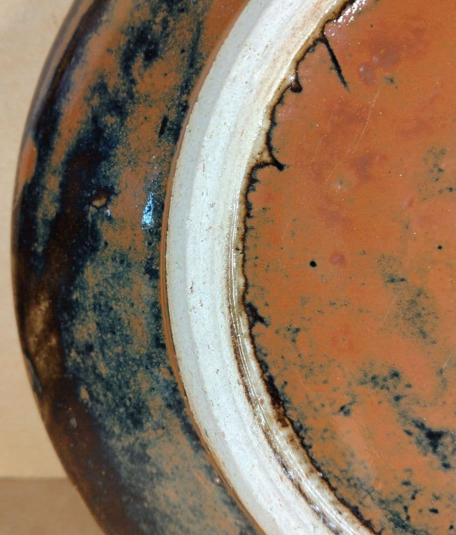 極美品 濱田庄司(浜田庄司) 鐵釉抜絵皿 共箱【本物保証】益子焼 人間国宝 民藝