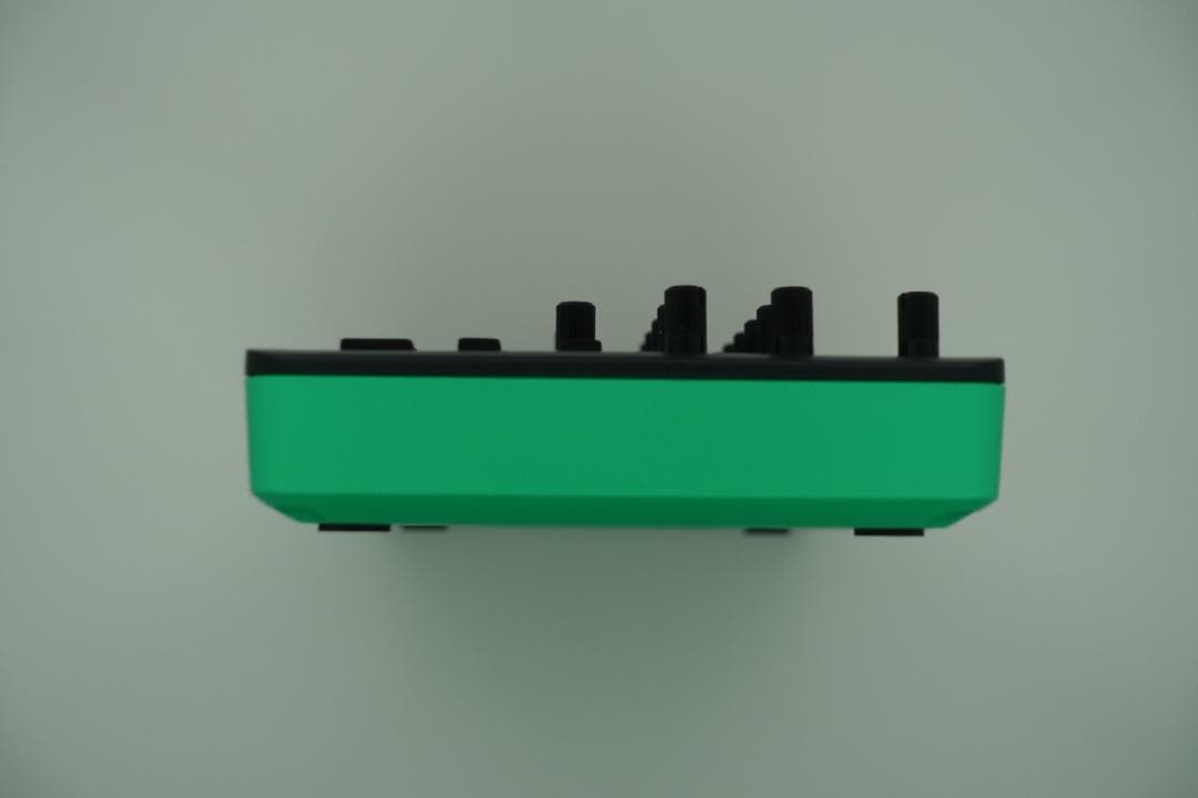 Roland S-1 シンセサイザー AIRA COMPACT【美品】