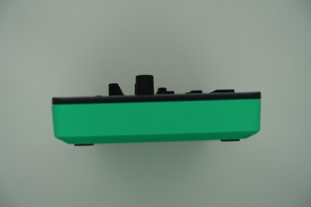 Roland S-1 シンセサイザー AIRA COMPACT【美品】