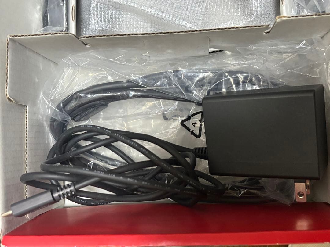 何*屋様 Nintendo Switch本体、ゲームソフト3本付き