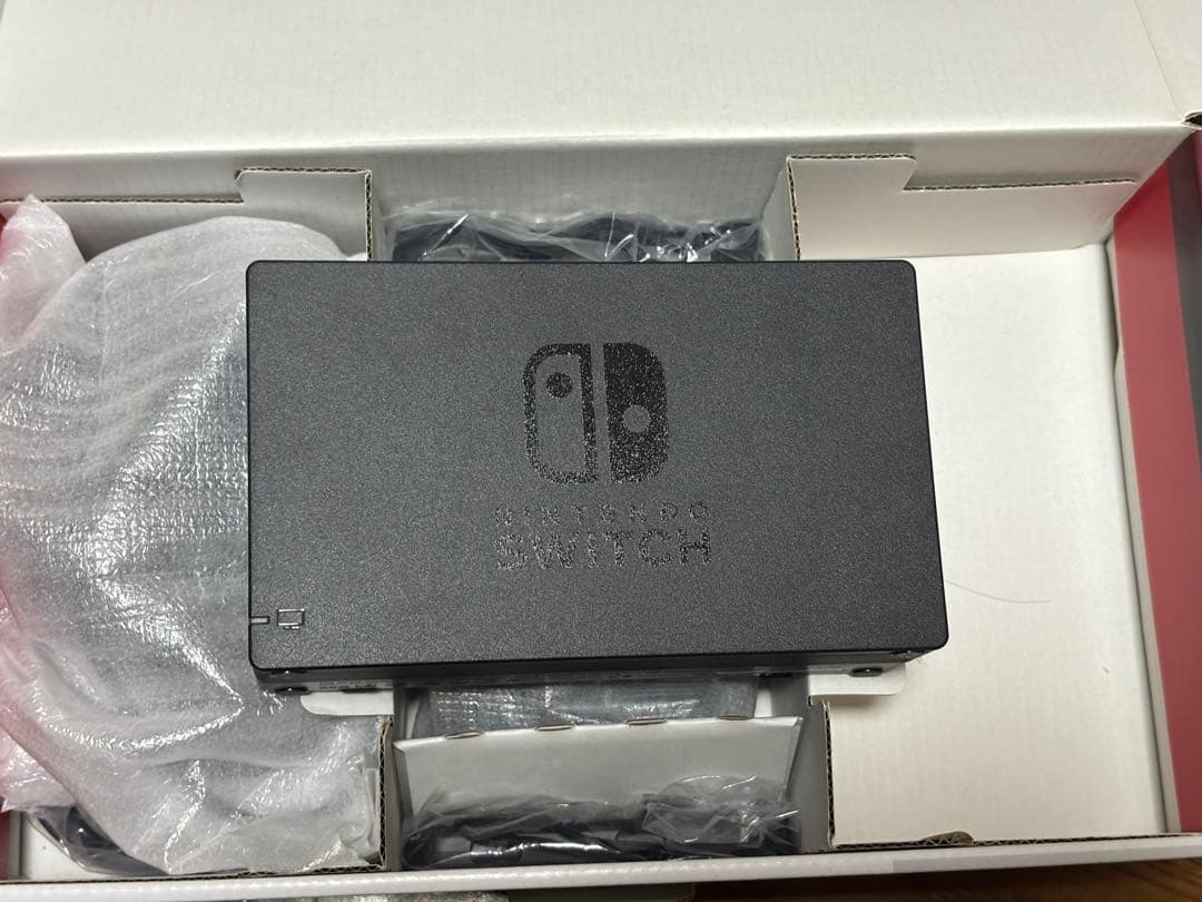 何*屋様 Nintendo Switch本体、ゲームソフト3本付き