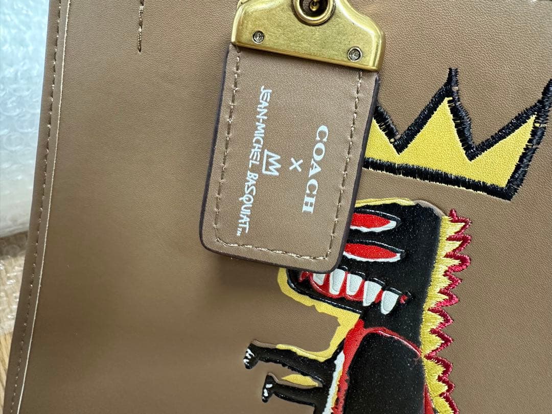 Pokimane COACH コーチバスキア コラボ 恐竜 ハンドバッグ