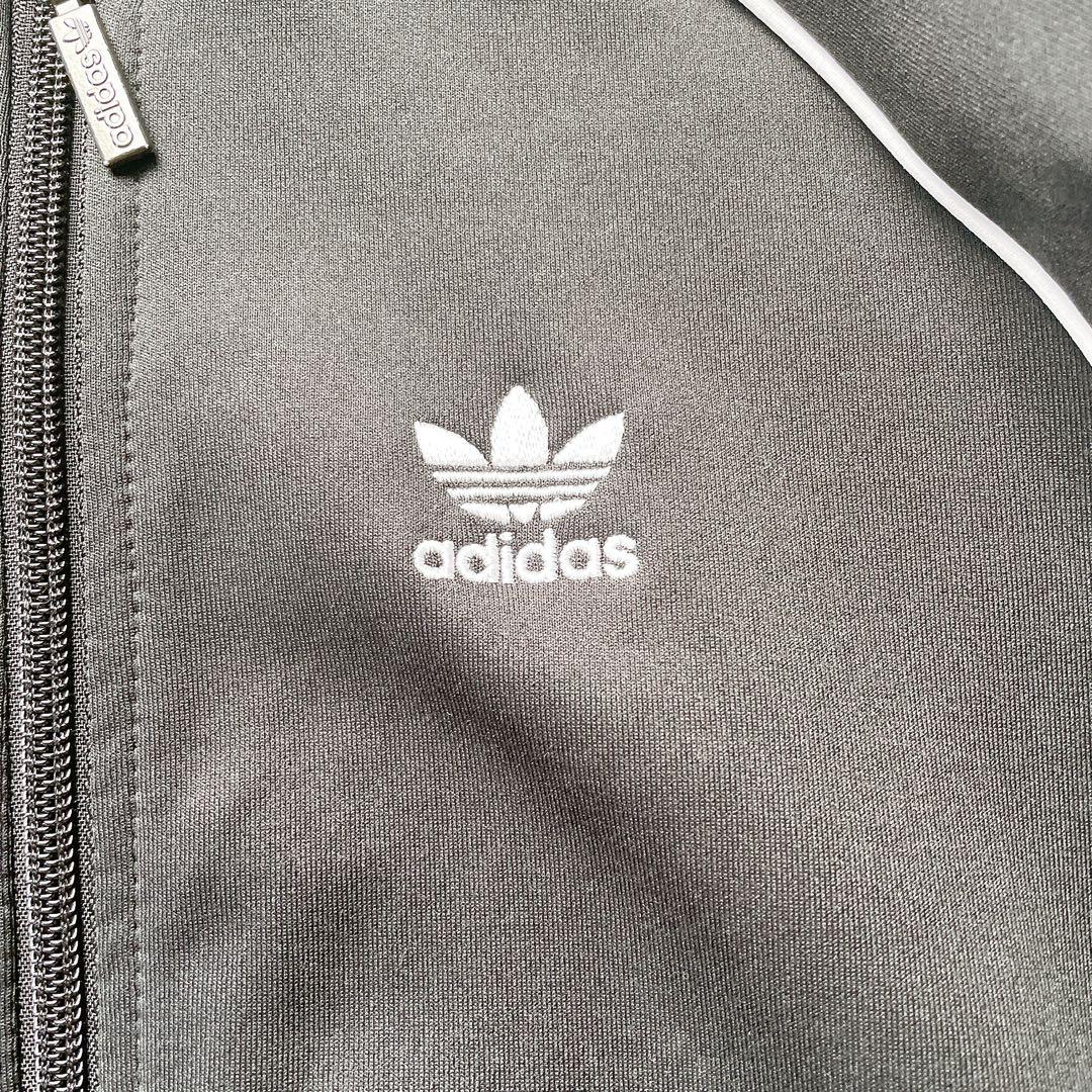 平成ギャル　アディダス トラックジャケット レディース　短丈　ブラック　黒