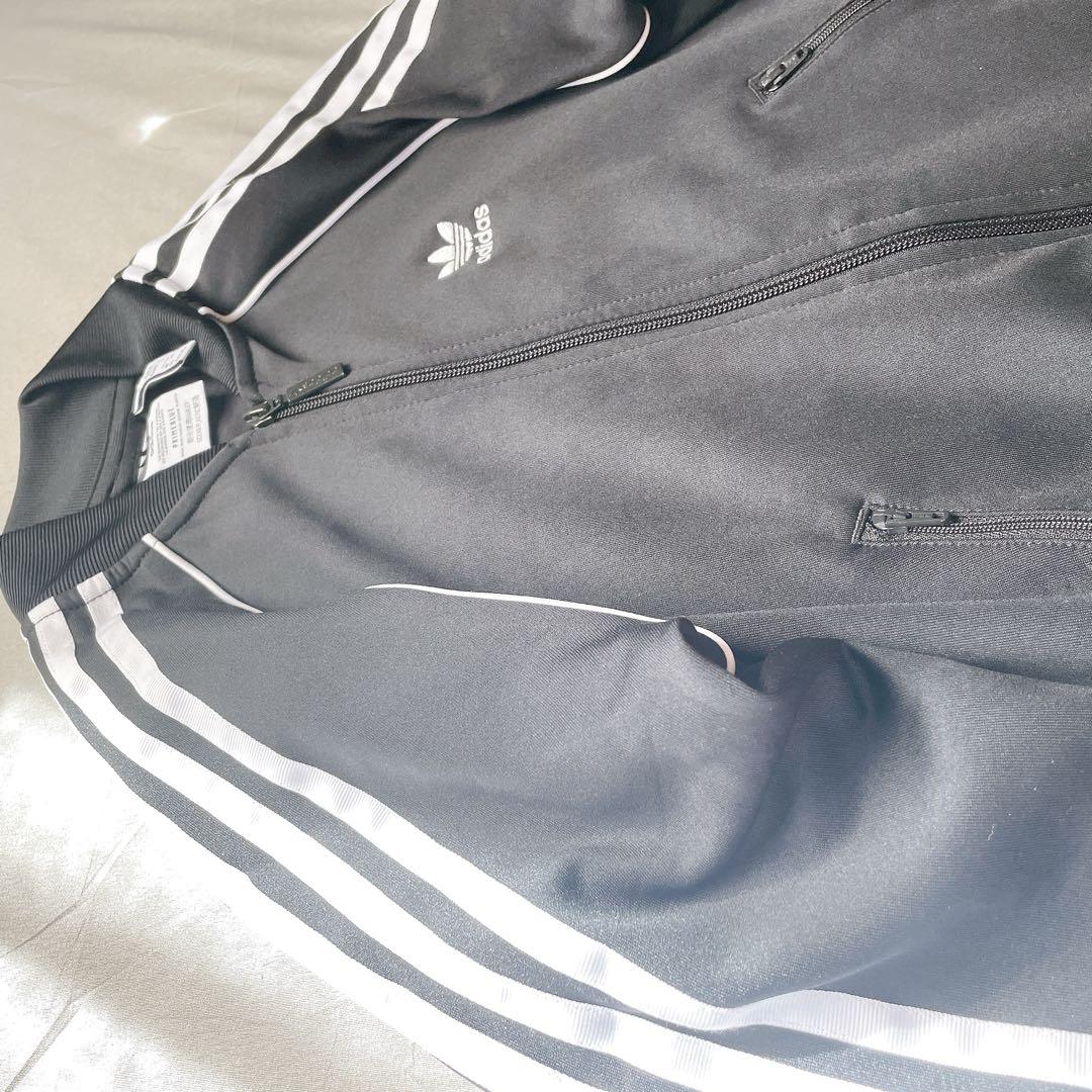 平成ギャル　アディダス トラックジャケット レディース　短丈　ブラック　黒