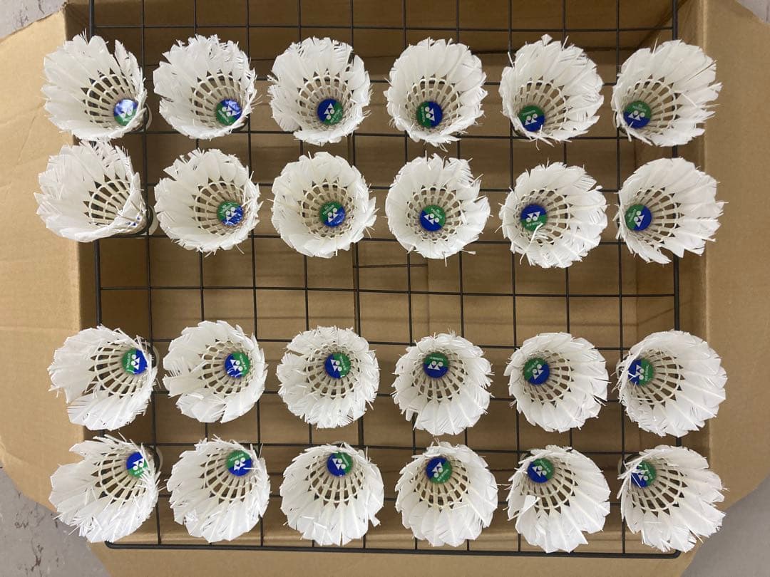 ニューオフィシャルなど　セミシャトル　120個