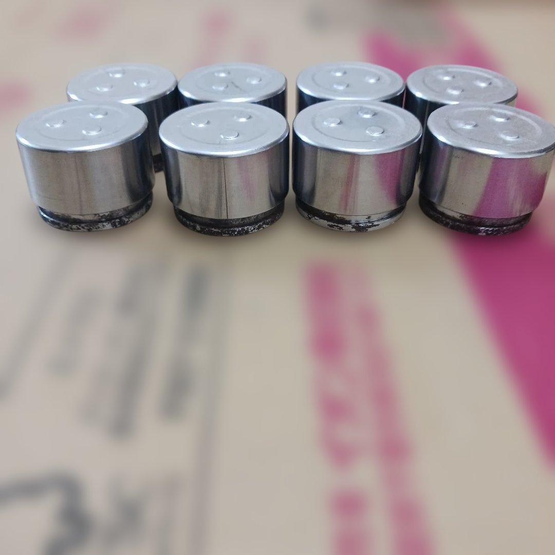 スカイラインタイプMフロントブレーキキャリパーO/H済