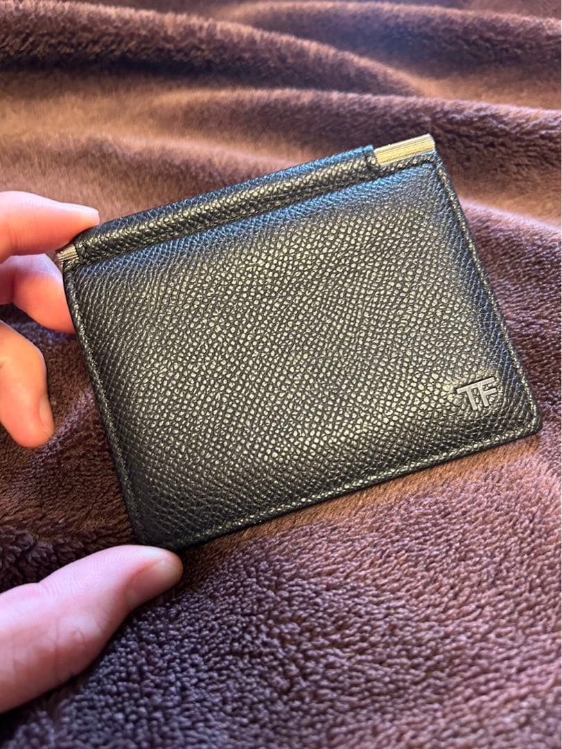 【美品】トムフォード　マネークリップ　折り財布　黒