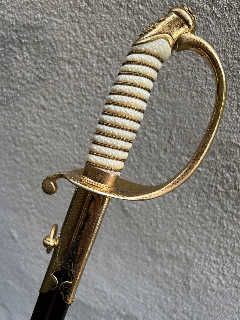珍品　自衛隊　指揮刀　サーベル　日本軍　軍刀　模造刀　日本刀　全長約90cm