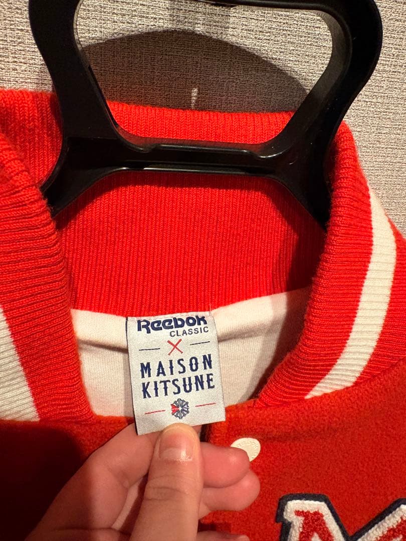 メゾンキツネ×リーボック　コラボスタジャン