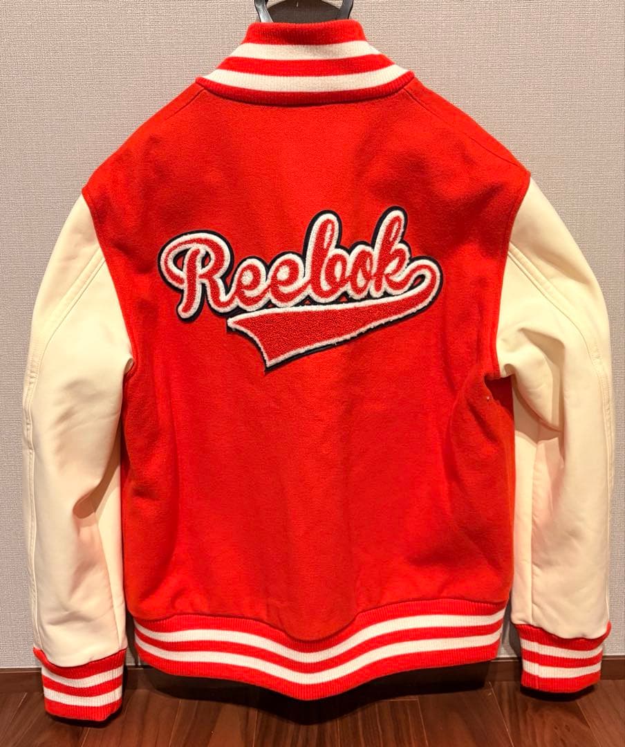 メゾンキツネ×リーボック　コラボスタジャン