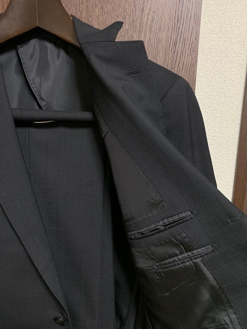 A7新品未使用！高級ニュージーランドウール100%ブラックシングルスーツ！
