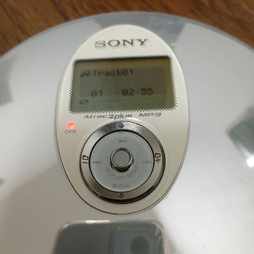 K*様 送料込み 動作品 ソニーCDウォークマン D-NE800　オマケ有り