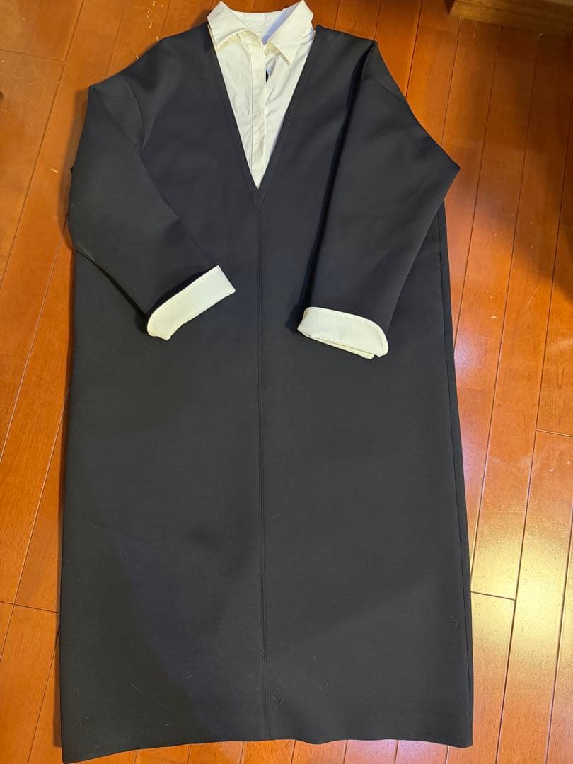 LE PHIL 完売品　襟付きワンピース