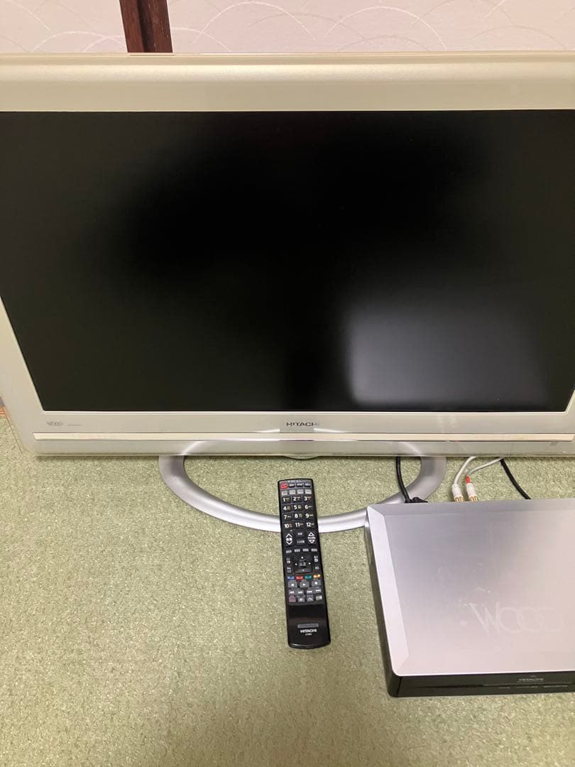 t*o様 送料込♪32V型/液晶テレビ 日立 Wooo UT32-HV700W♪