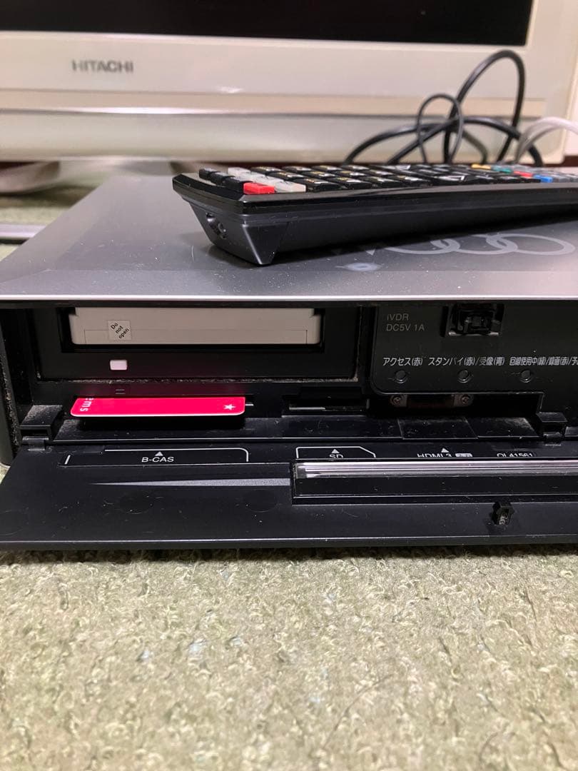 t*o様 送料込♪32V型/液晶テレビ 日立 Wooo UT32-HV700W♪