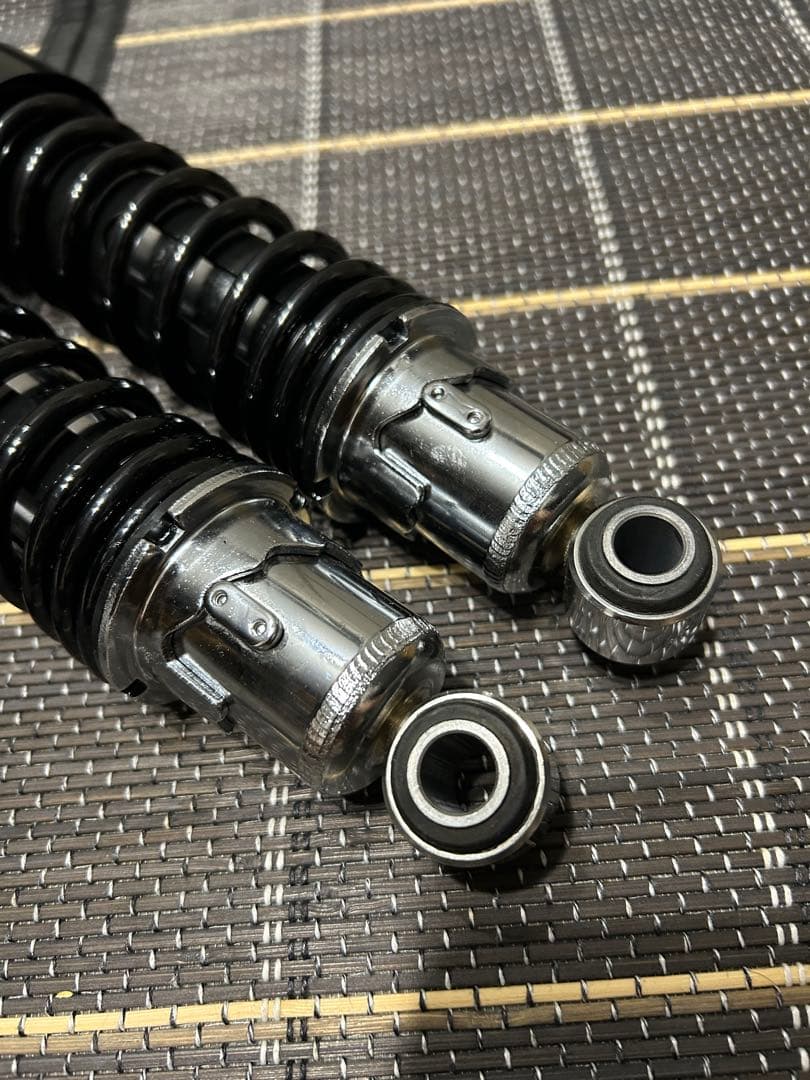 XL883n 純正リアサスペンション