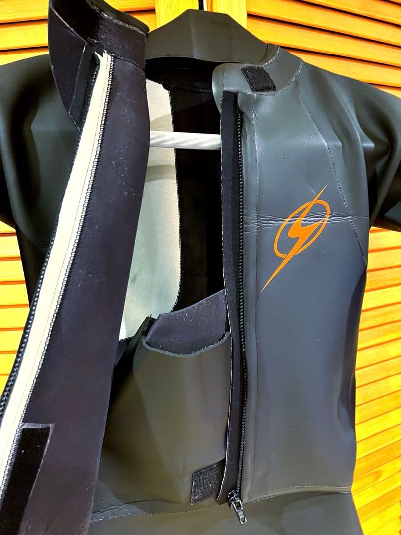 シロモト　トライアスロン用ウェットスーツ　セパレート