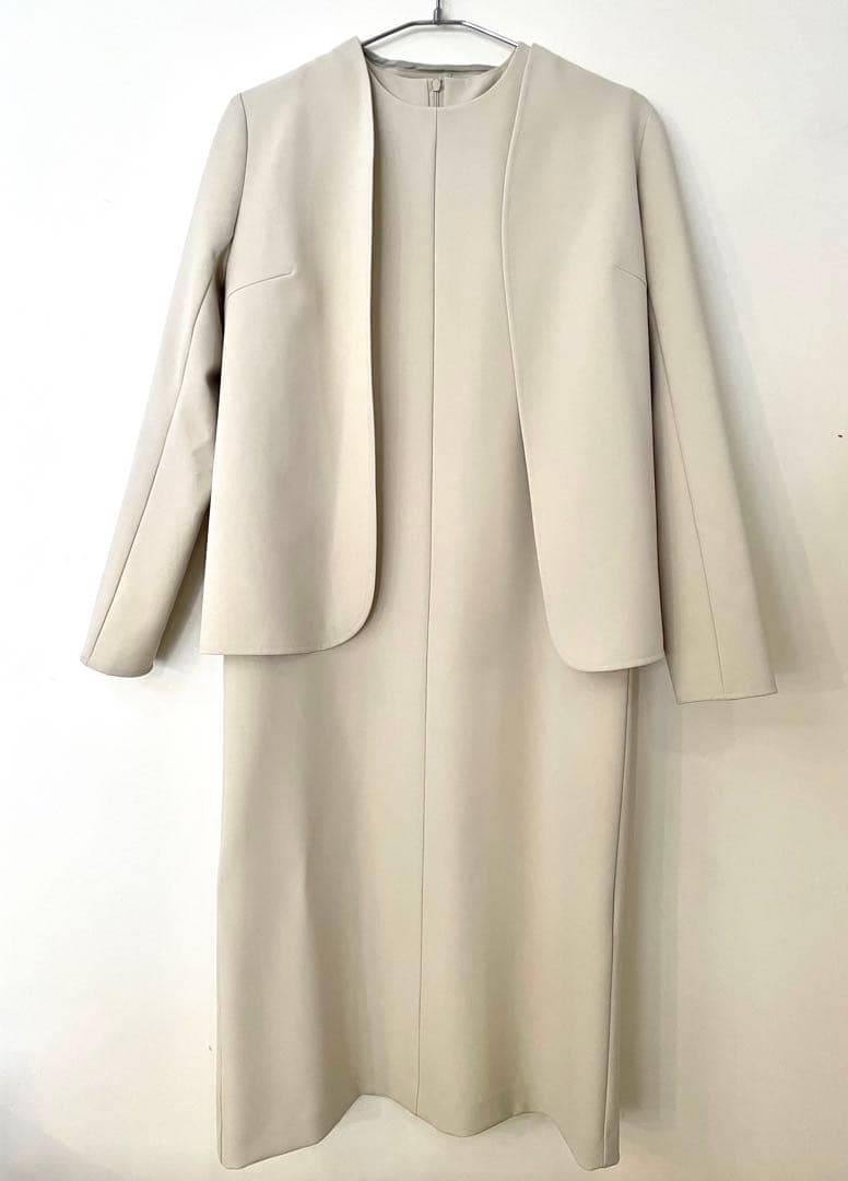 SOÉJU ノーカラージャケット ベージュ セレモニー