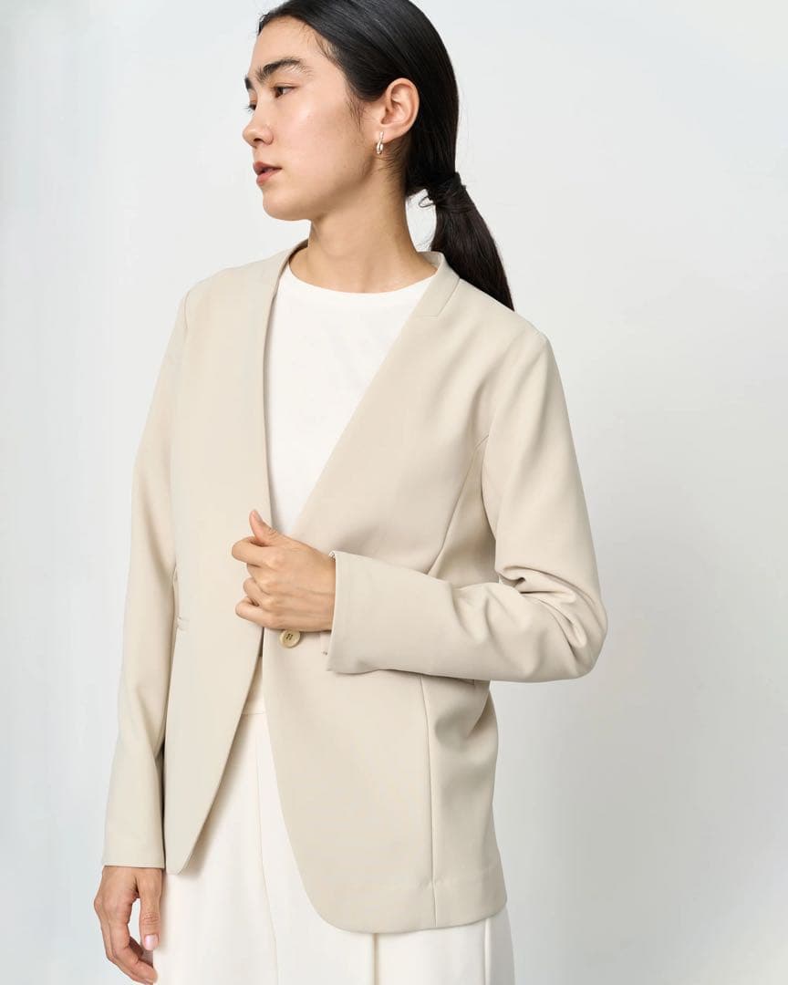 SOÉJU ノーカラージャケット ベージュ セレモニー