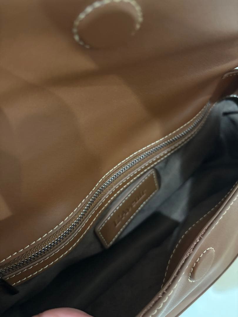 LAvenir (ラヴェニール)ショルダーバッグ　キャメル