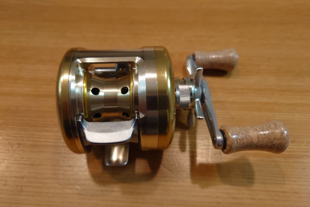 ダイワ　ミリオネア　CV-Z 205 未使用品　オールド　DAIWA