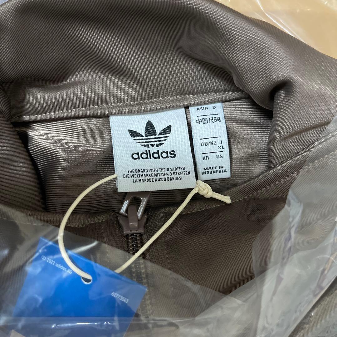 新品XL】スナイデル×アディダス コラボ　トラックジャケットトップ茶モカブラウン