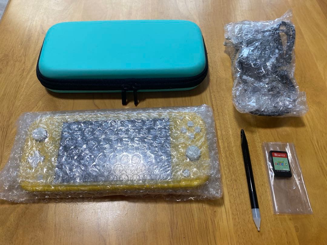 Switchライト イエロー あつまれどうぶつの森